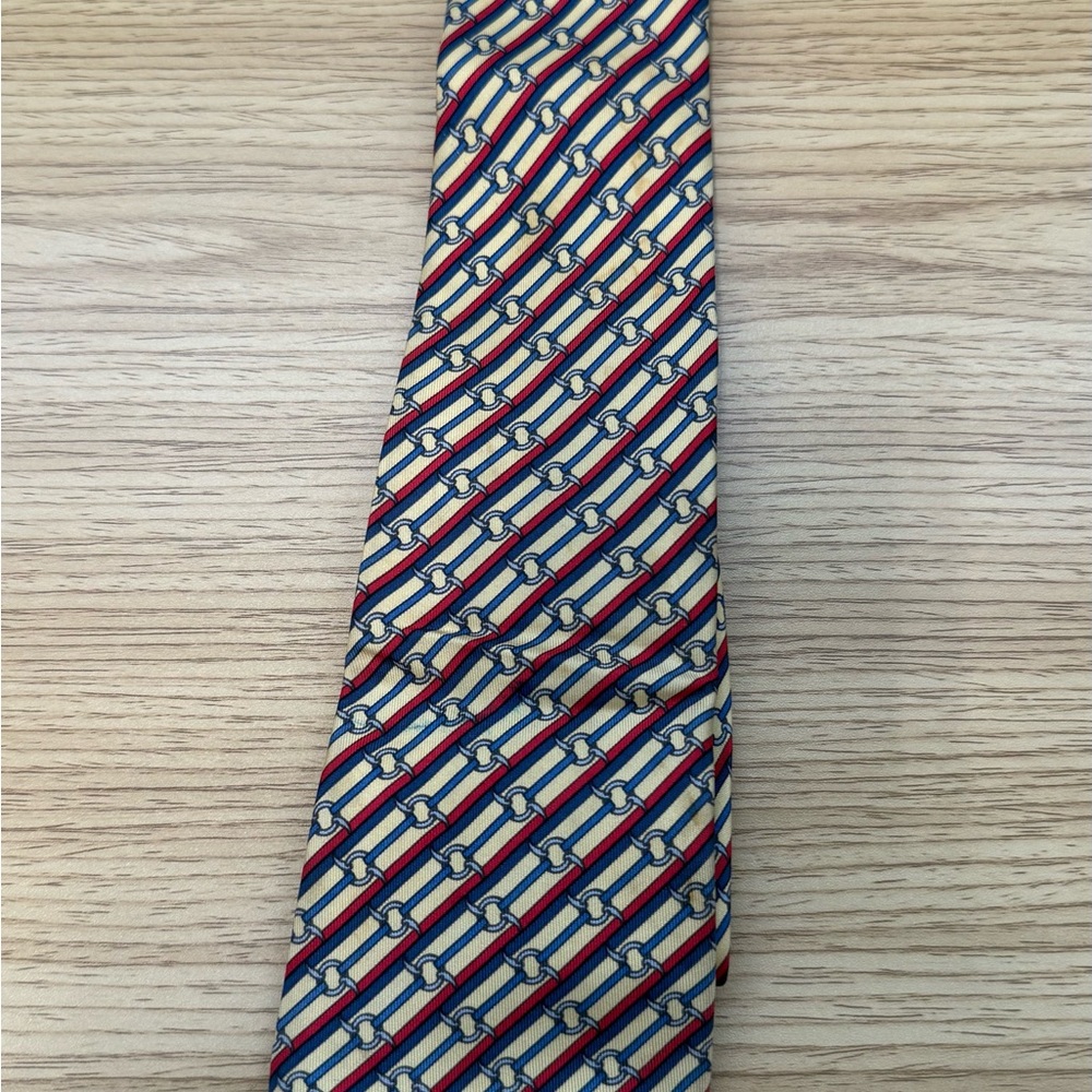 Louis Vuitton Elegant Geometric Patterned Tie